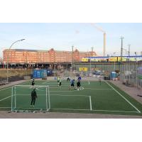 6454 Sportplatz - Fussballplatz in der Hamburger Hafencity beim Lohsepark. | 